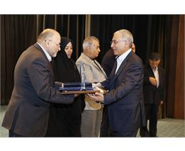 اهدای جایزه ملی سرآمدان اقتصاد ایران به شرکت پتروشیمی زاگرس