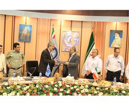 شرکت پتروشیمی زاگرس و محیط زیست استان بوشهر تفاهم نامه همکاری امضا کردند